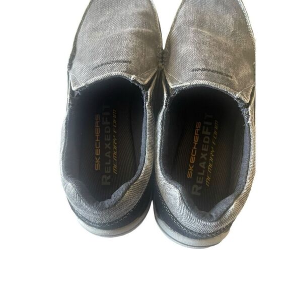 Skechers Mens Black Round Toe Memory Foam Slip-On Casual Shoes Size 9 US - Picture 8 of 15